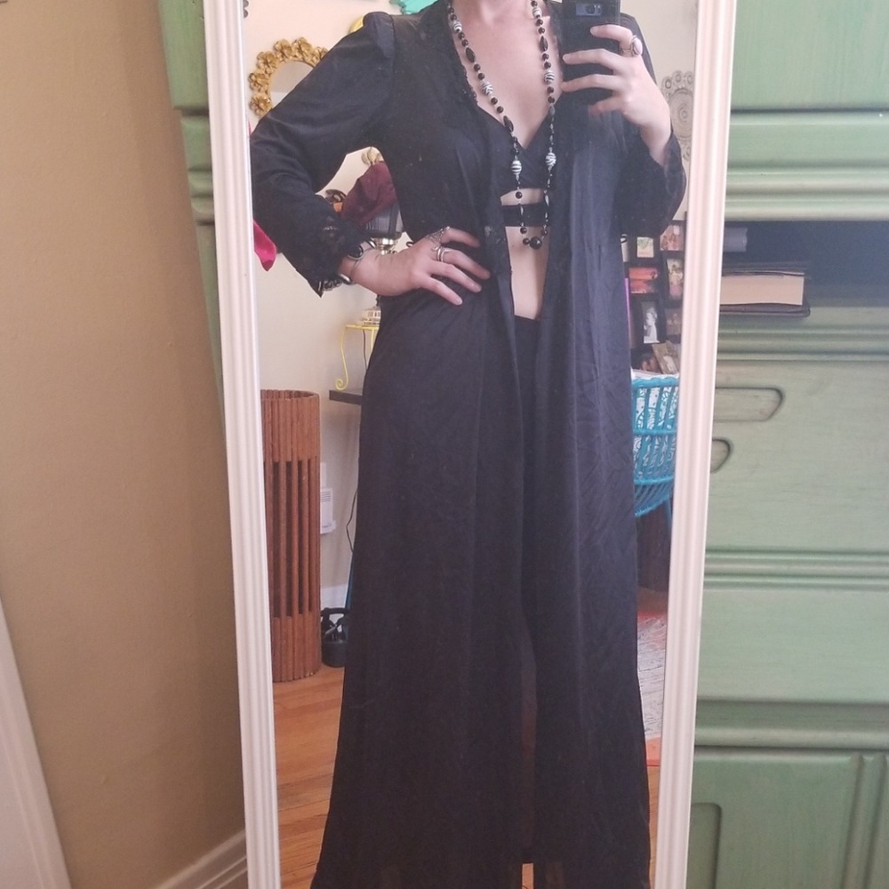 VTG Black Lacey Duster House Robe